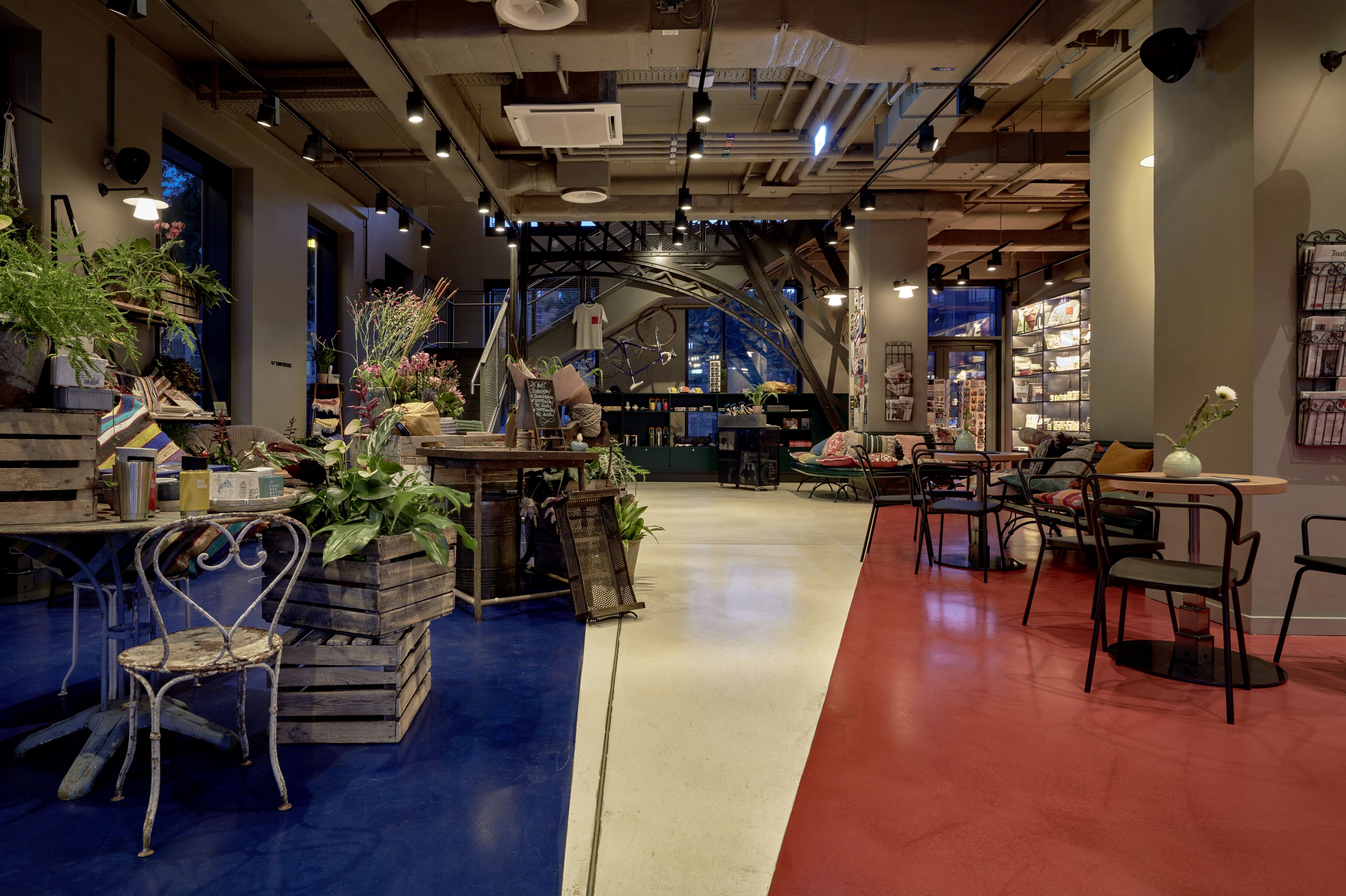 Photo - 25hours Hotel Das Tour