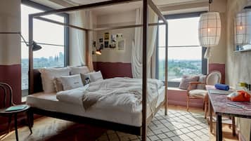 Gigantic Sky | Allergikerbettwaren, Betten mit Memory-Foam-Matratzen, Minibar