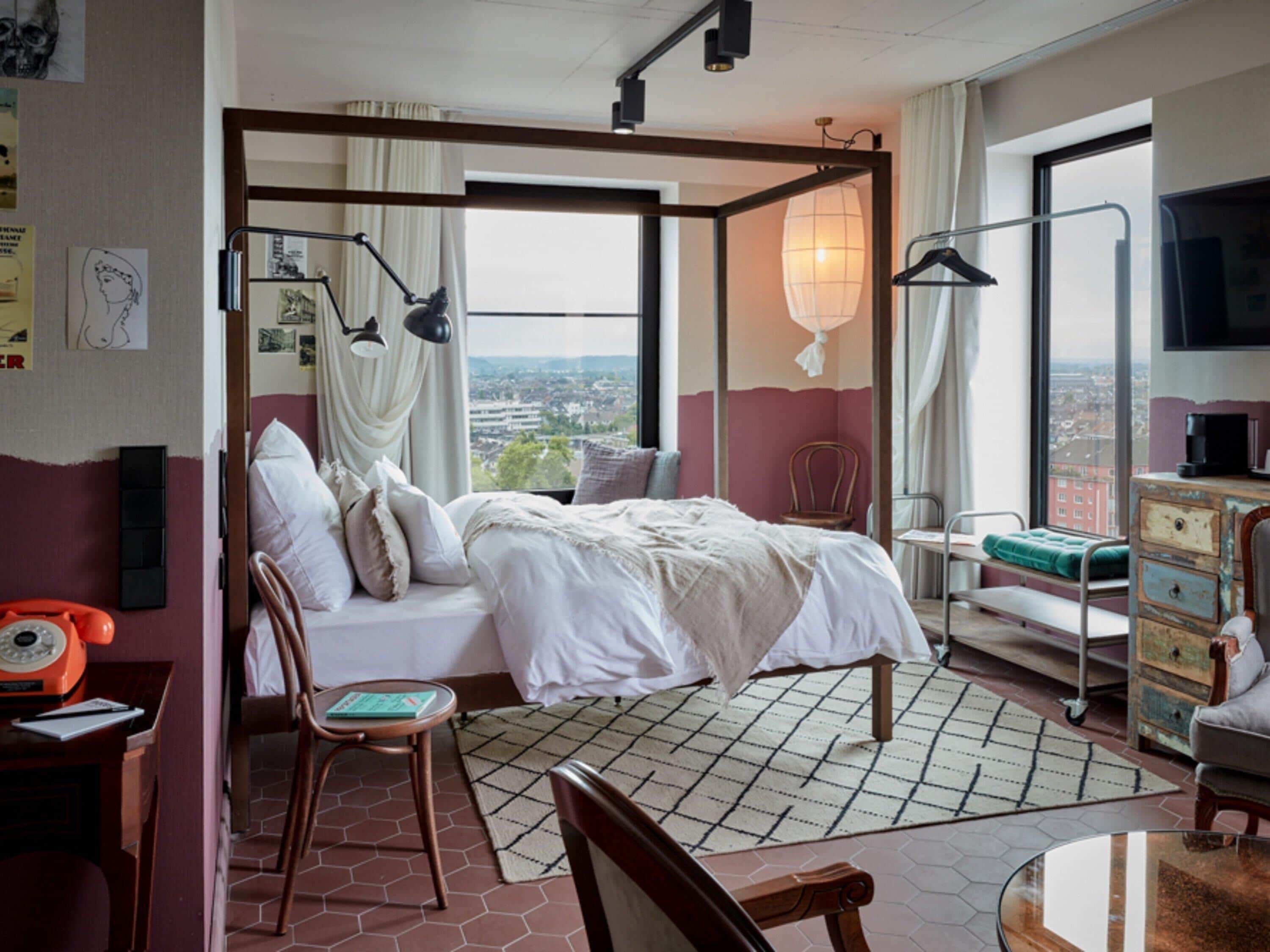 Hypoallergeen beddengoed, bedden met traagschuimmatras, een minibar