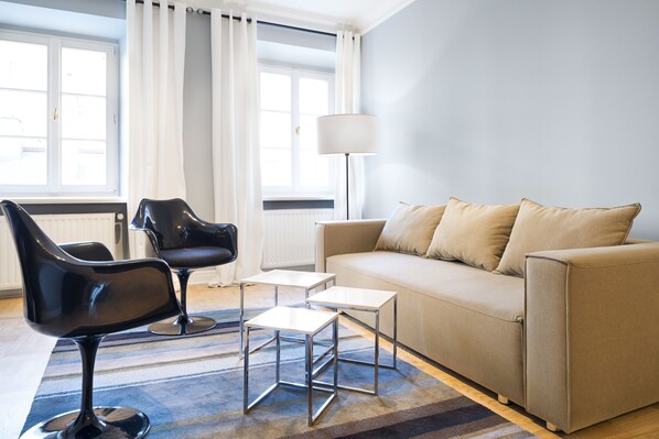 Apartment, 1 Bedroom | Living area