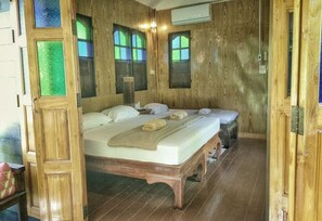 Bungalow - Triple Bed | Blackout drapes, free WiFi - Mon Saeng Jun Homestay (Phrao)
