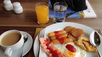 Free daily on-the-go breakfast