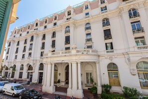 Studio Signature | Utsikt från rummet