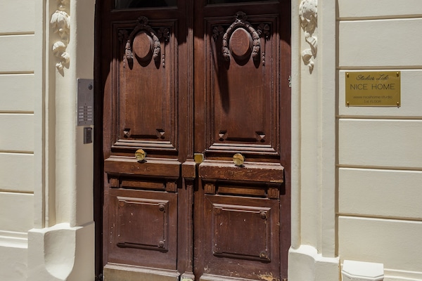 Fachada de la propiedad