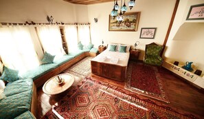 Superior Room | In-room safe, desk, soundproofing, free WiFi - Kadilar Pasazade Konagi Butik Otel (Odemis)
