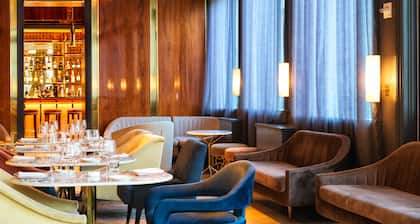 33 Hotel, New York City, Seaport