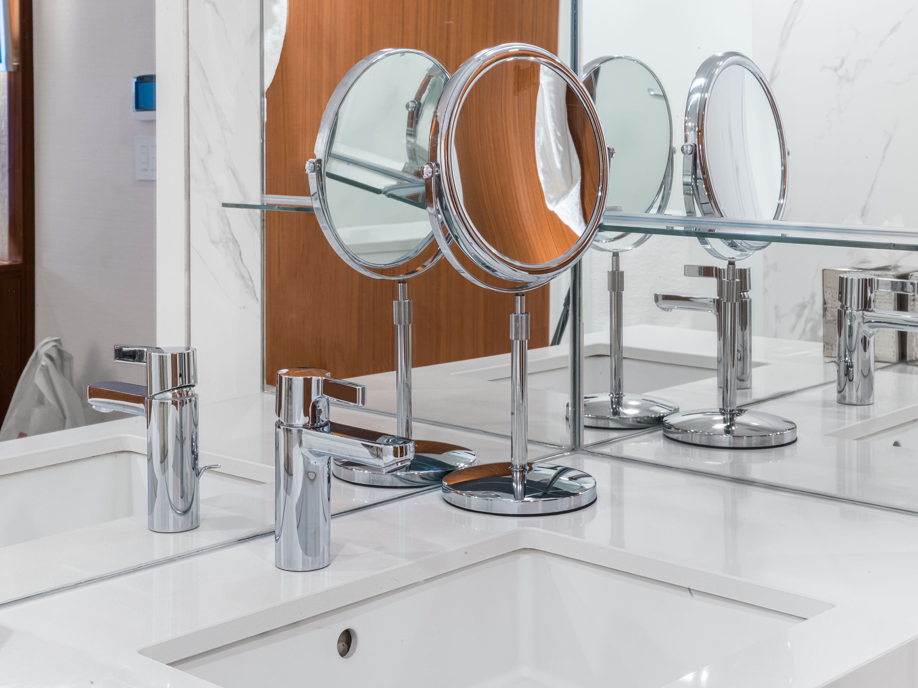 egyptian cotton sheets, premium bedding, down duvets, pillow-top beds