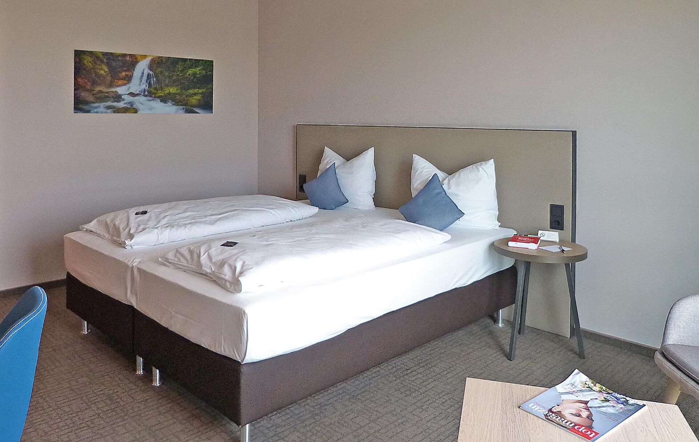 premium bedding, in-room safe, desk, blackout curtains