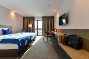 Premium bedding, in-room safe, desk, blackout curtains - i-Park Hotel Klingholz (Reichenberg)