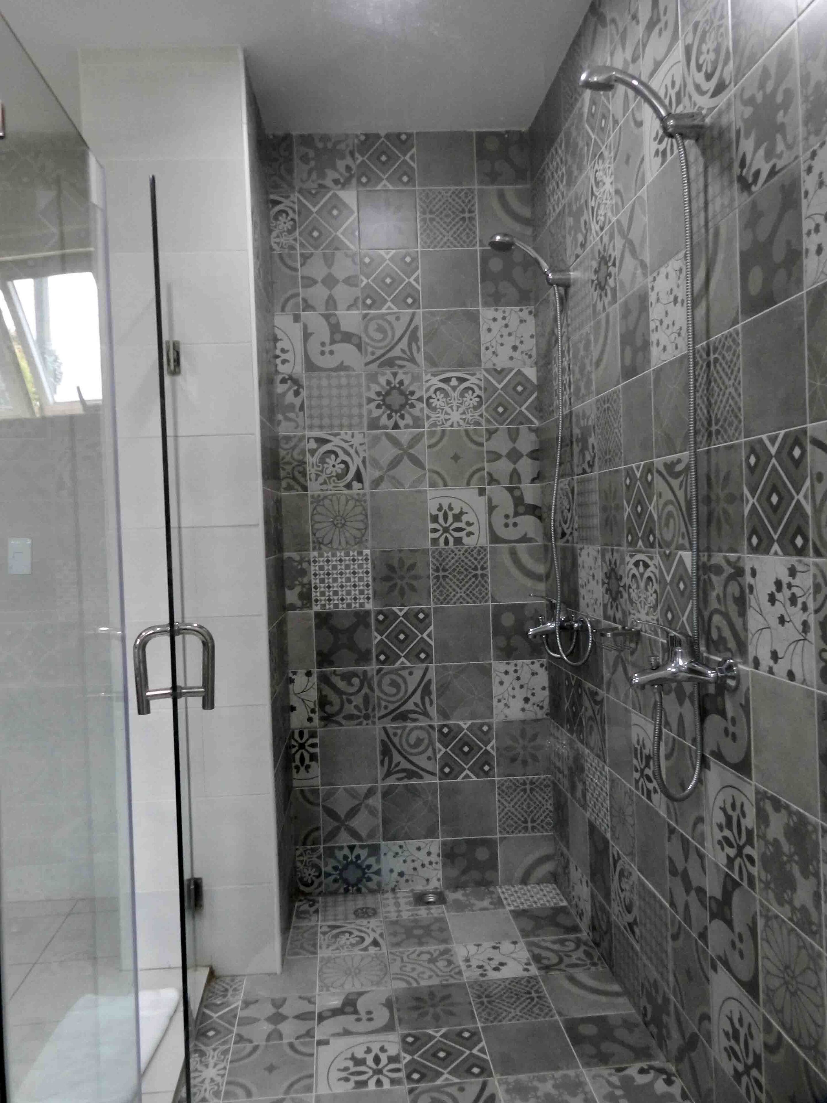 bathroom shower