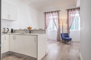 Apartment, 1 Bedroom | Private kitchen