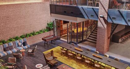 Canopy by Hilton Portland Pearl District