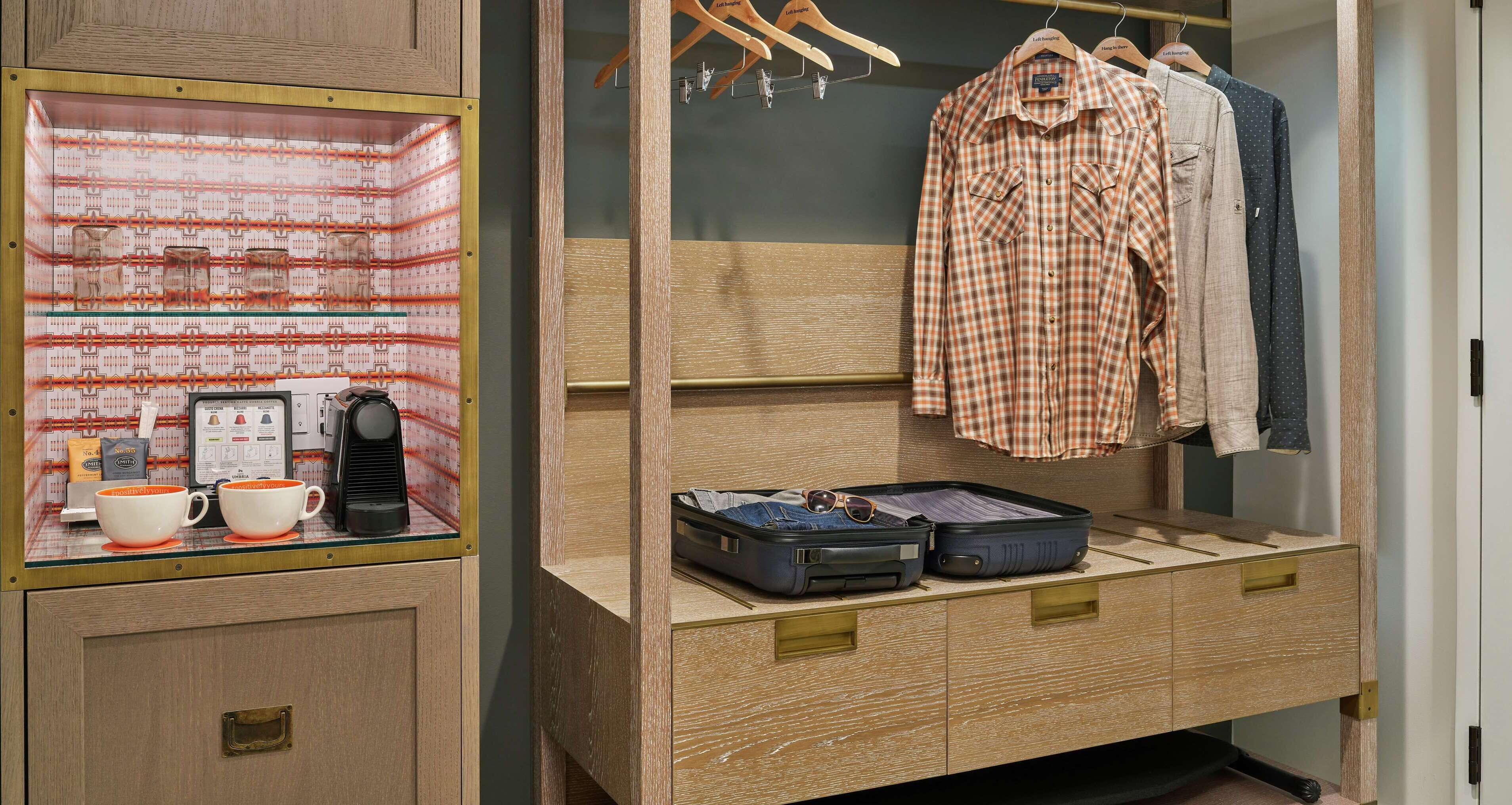 premium bedding, in-room safe, desk, laptop workspace