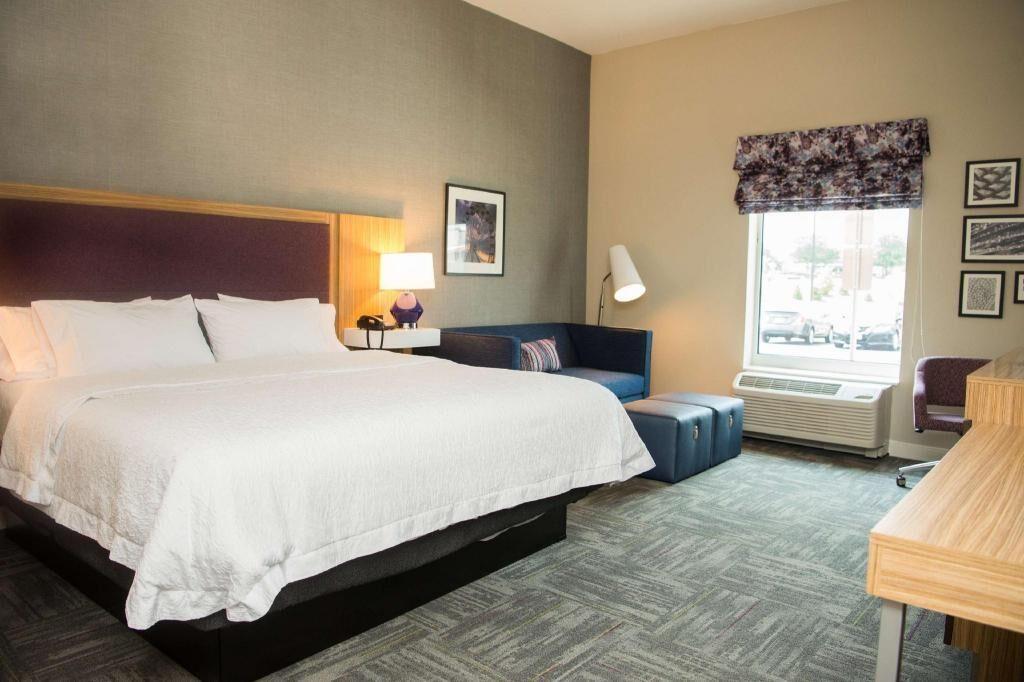 Premium bedding, in-room safe, iron/ironing board, free rollaway beds