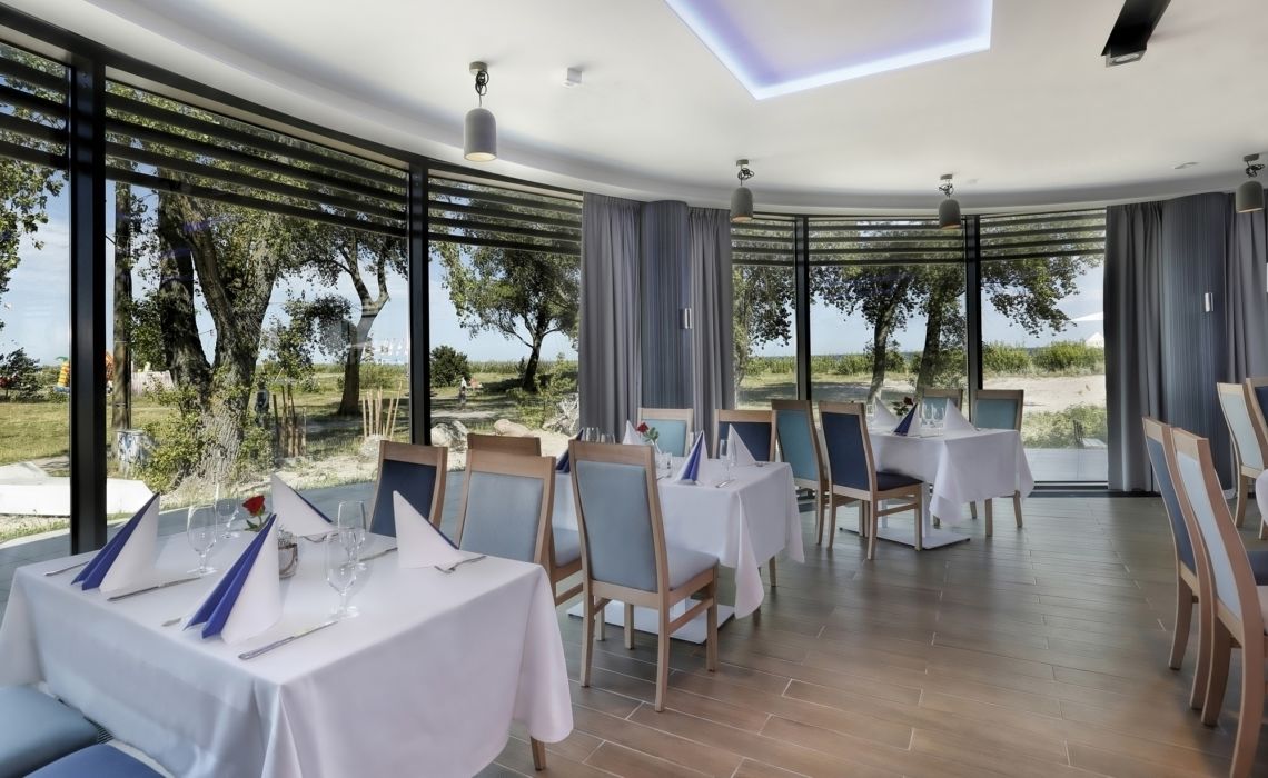 lunch and dinner served, local cuisine