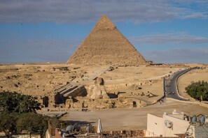 Local and international cuisine - Marvel Stone Hotel (Giza)