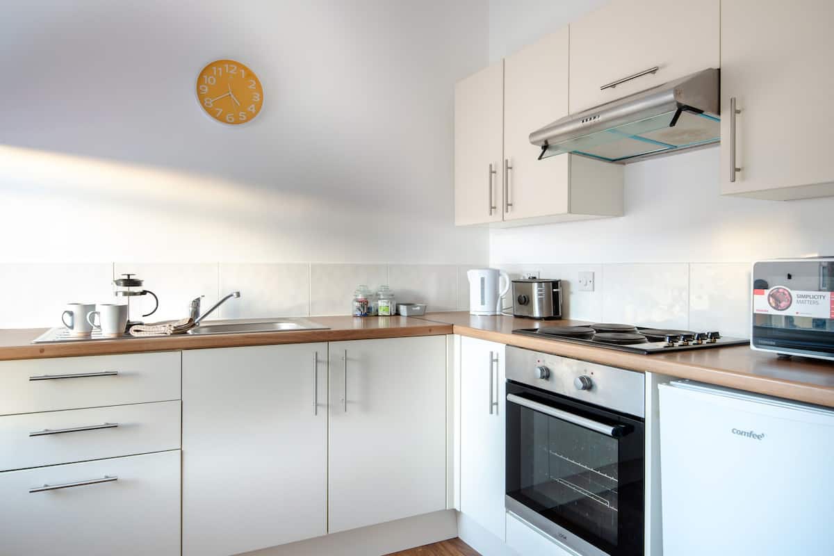 economy apartment, ensuite | breakfast meal