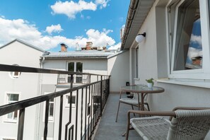 Panoramic-Apartment, 1 Doppelbett, Balkon, zum Innenhof hin | Blick vom Balkon