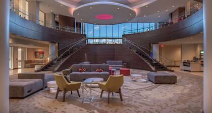 Hilton Garden Inn Dallas at Hurst Conference Center