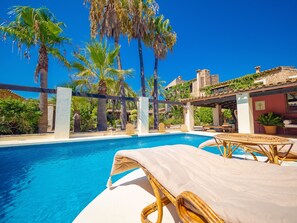 Interior entrance - Villa Portol (Marratxi)
