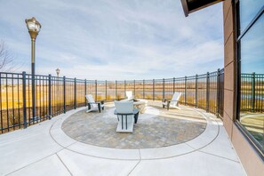 Terrace/patio - Hampton Inn Wichita Northwest (Wichita)