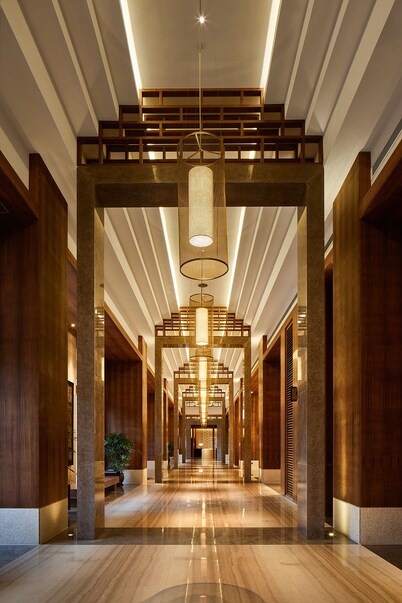 HUALUXE Ningbo Harbor City by IHG