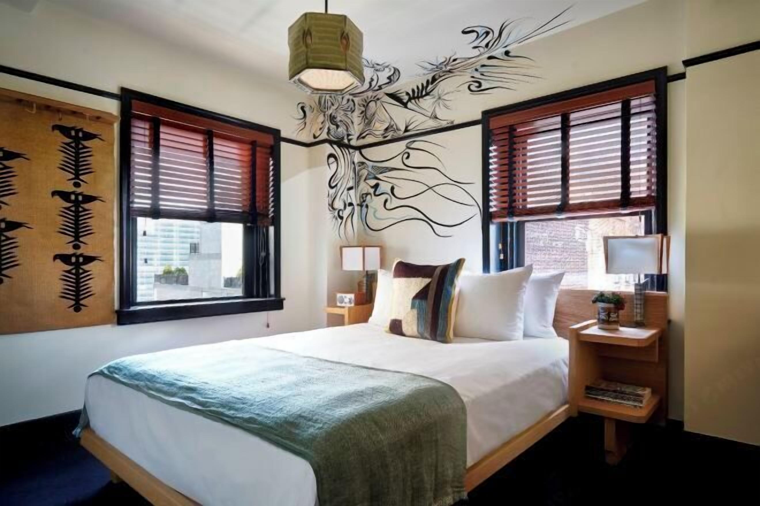 In-room safe, desk, iron/ironing board, free WiFi