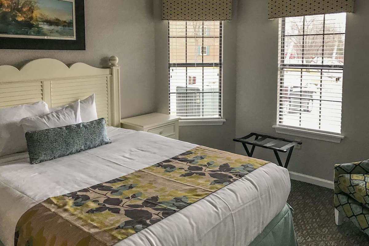 grand villa, multiple beds | 1 bedroom, in-room safe, iron/ironing board, free cots/infant beds