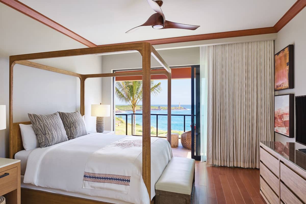 Premium bedding, desk, laptop workspace, soundproofing