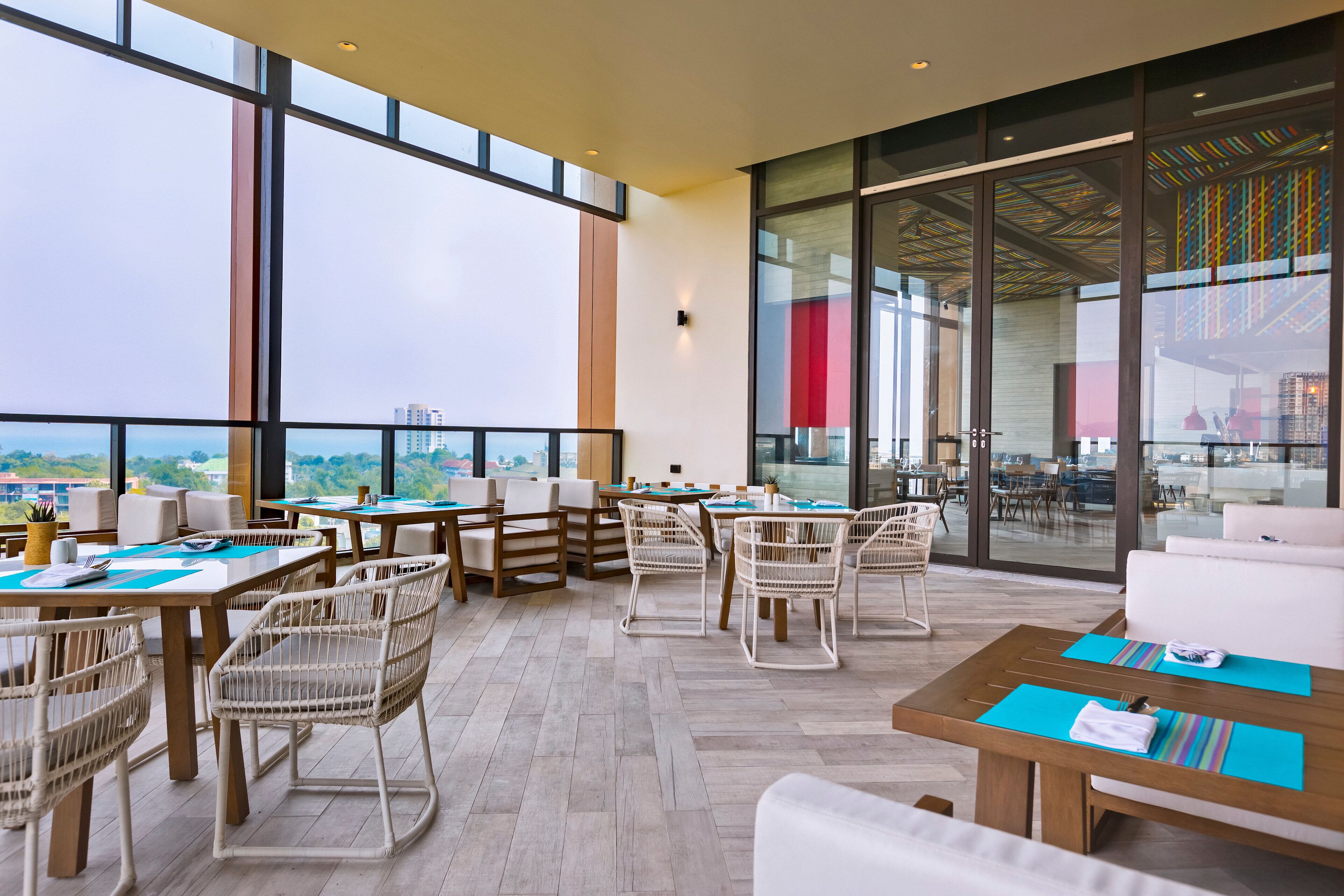 2 Restaurants, Frühstück, Mittagessen, Abendessen, mediterrane Küche