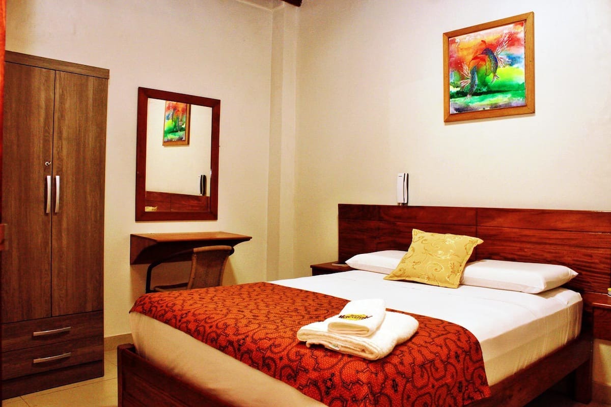 Standard Single Room | Soundproofing, WiFi (free)