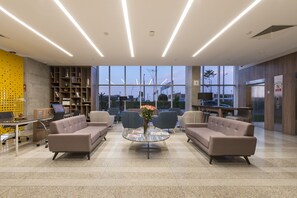 Interior - Holiday Inn Lima Airport by IHG (Callao)