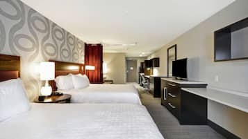1 bedroom, premium bedding, in-room safe, desk