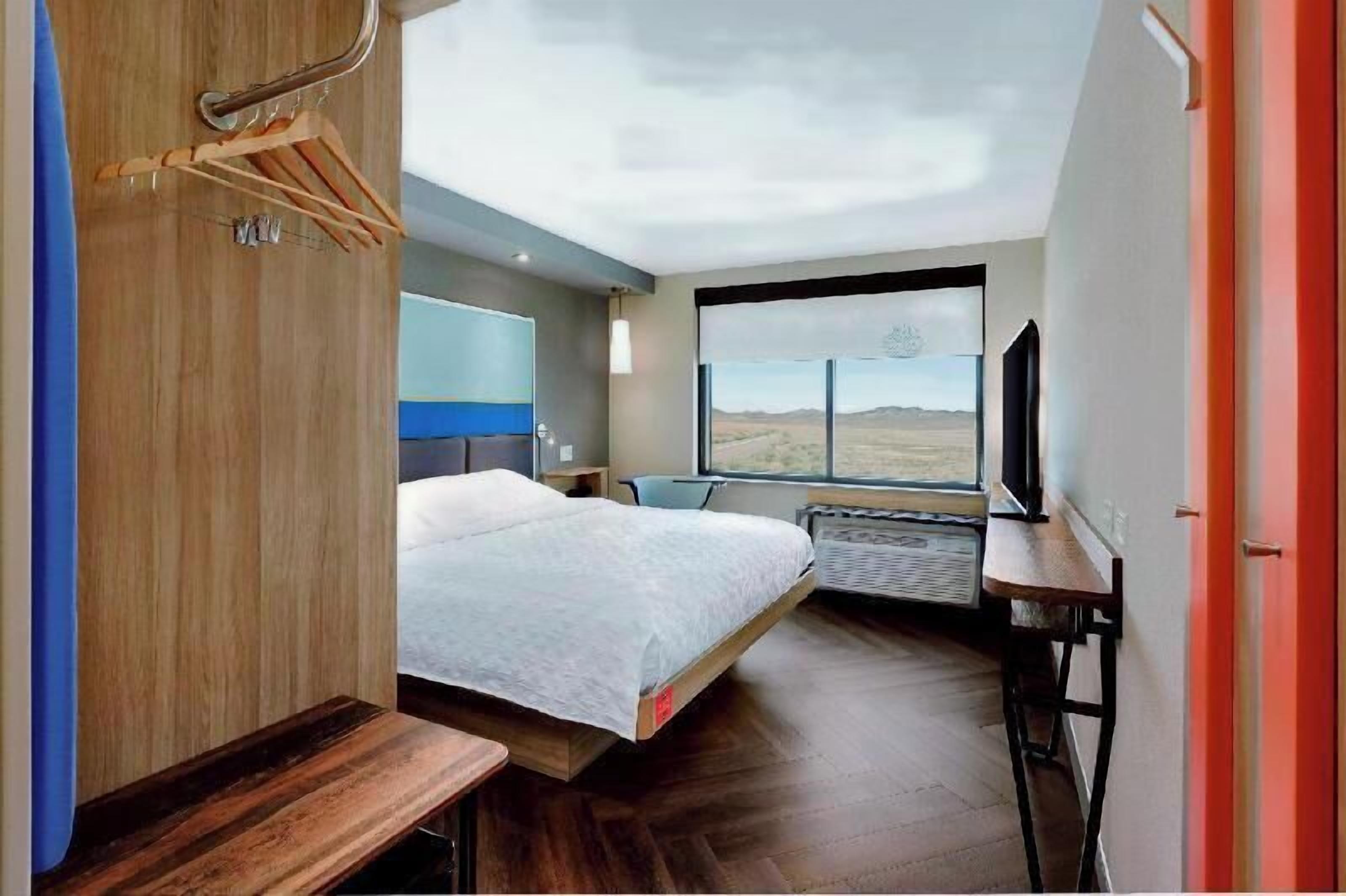 Blackout drapes, iron/ironing board, free WiFi, bed sheets