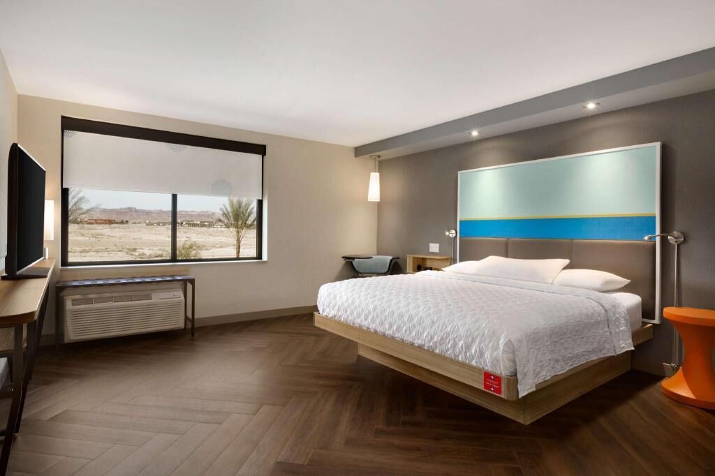 Blackout drapes, iron/ironing board, free WiFi, bed sheets