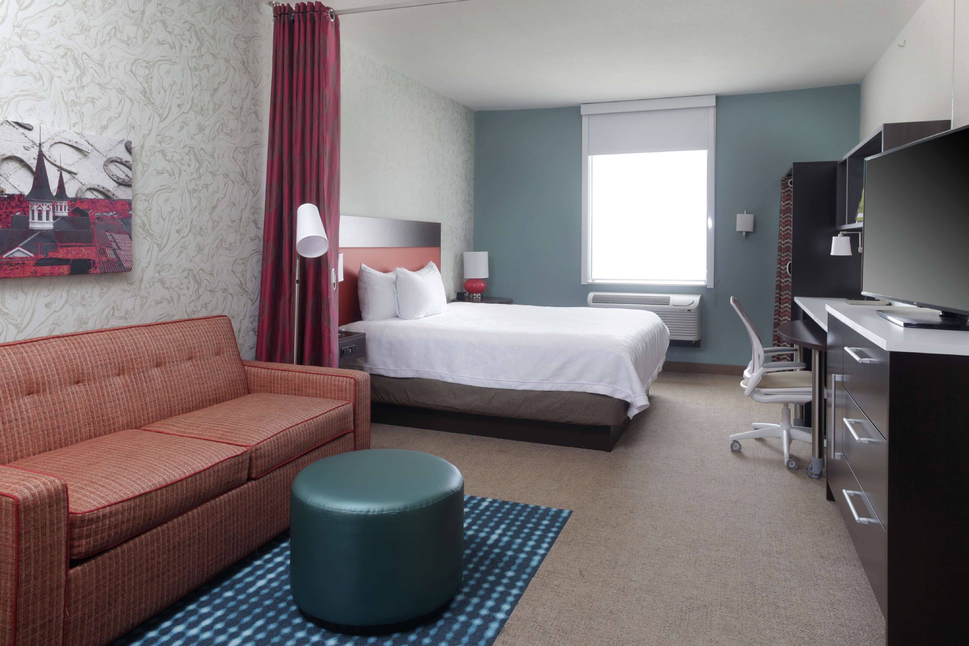 42-inch lcd tv with cable channels, tv, mp3 dock