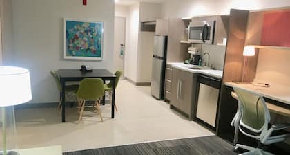 Home2 Suites by Hilton Lake Charles, LA