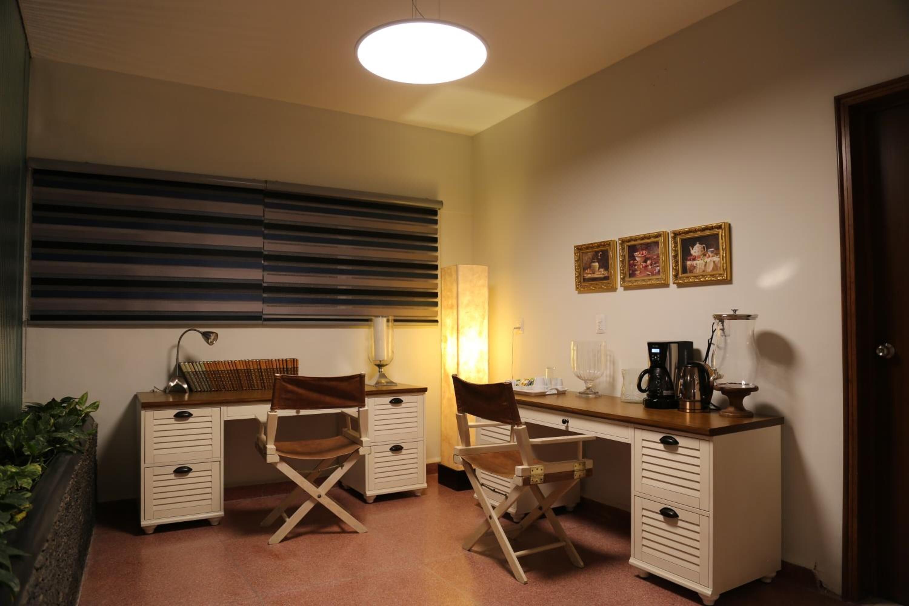 in-room safe, desk, iron/ironing board, free wifi