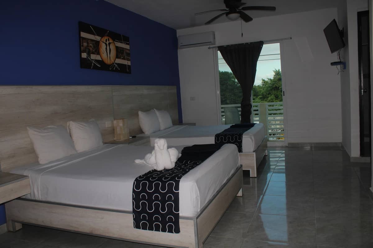 1 bedroom, in-room safe, blackout curtains, soundproofing