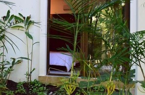 2 bedrooms, premium bedding, in-room safe, iron/ironing board