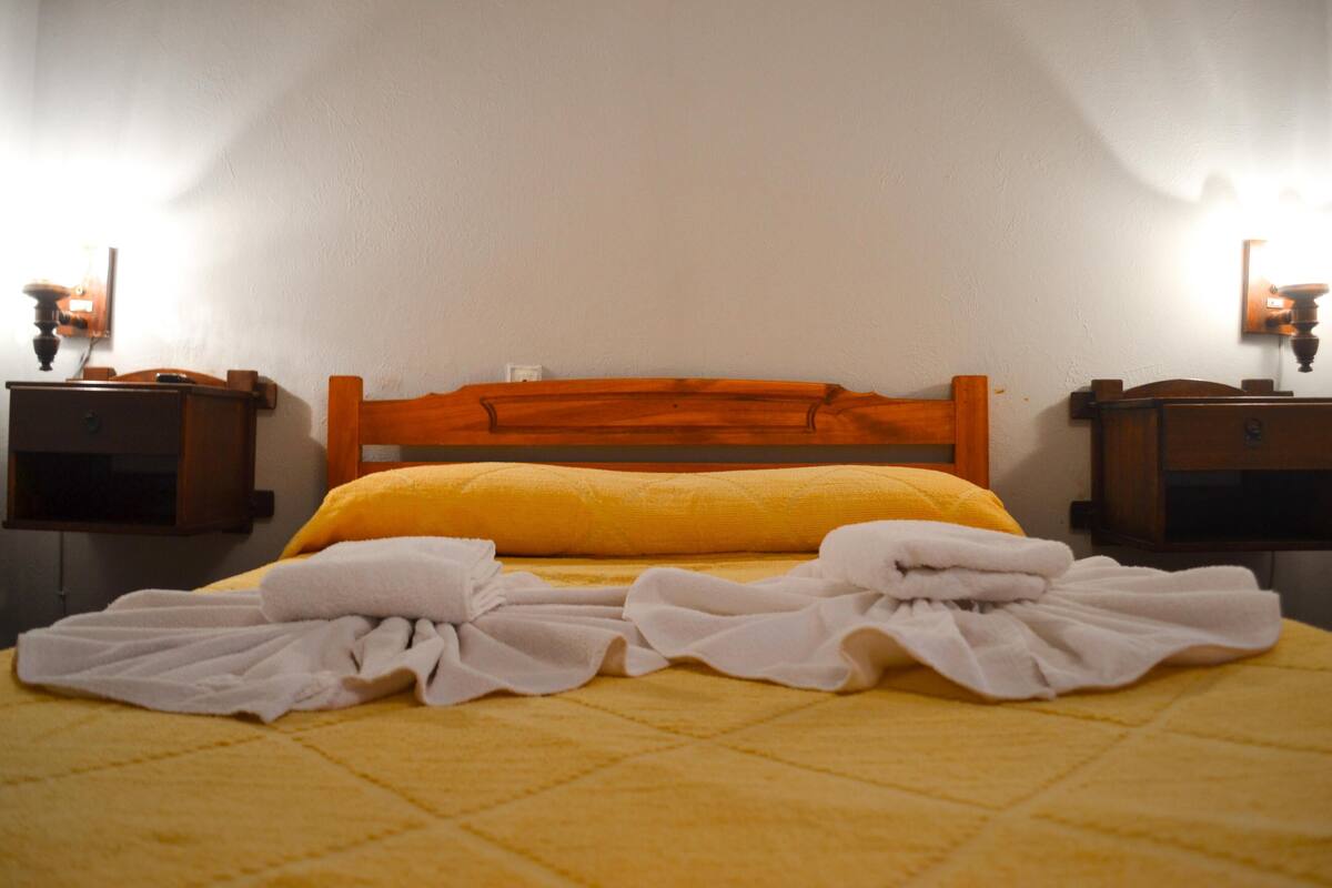 In-room safe, blackout drapes, bed sheets