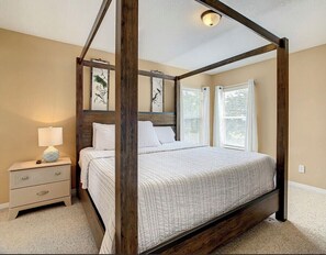 7 bedrooms, desk, travel crib, free WiFi