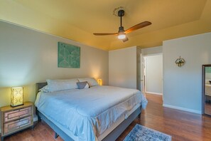 4 bedrooms, iron/ironing board, travel crib, free WiFi