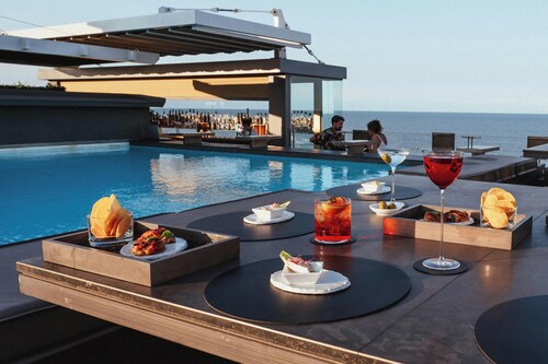 +SPECIAL ! -2 Bed/2 Bath King Bed Luxury Suite-Marina Village-Beach 1000 steps 