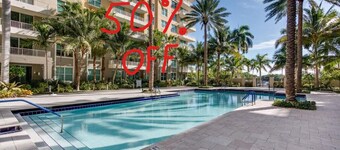 ESTATE $ PECIAL -2 Letto / 2 Bagni Beach Suite-Marina vista-Spiaggia 5 minuti a piedi-6 persone