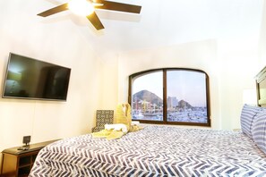 2 bedrooms, in-room safe, desk, iron/ironing board