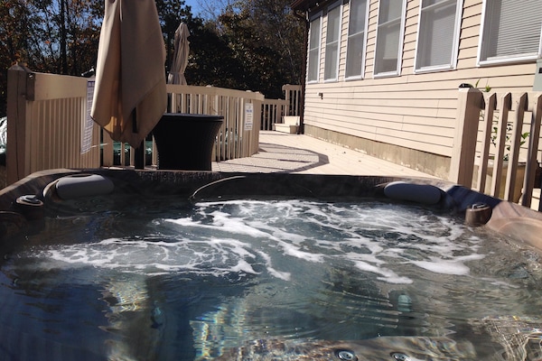 Bain à remous extérieur