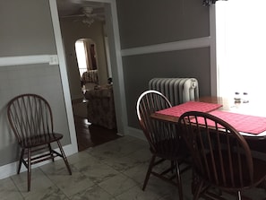 Dining - ' Experience ' The History In Downtown Gettysburg! - 2nd floor (Gettysburg)