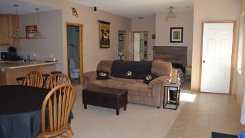 Smart-TV, DVD-spiller og filmbibliotek