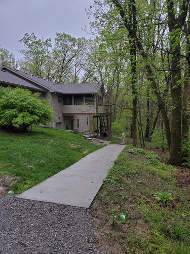 Sander Ridge - 40 wooded acres